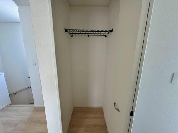 豊川市篠束町第4　新築戸建(全2棟)2号棟クレイドルガーデン