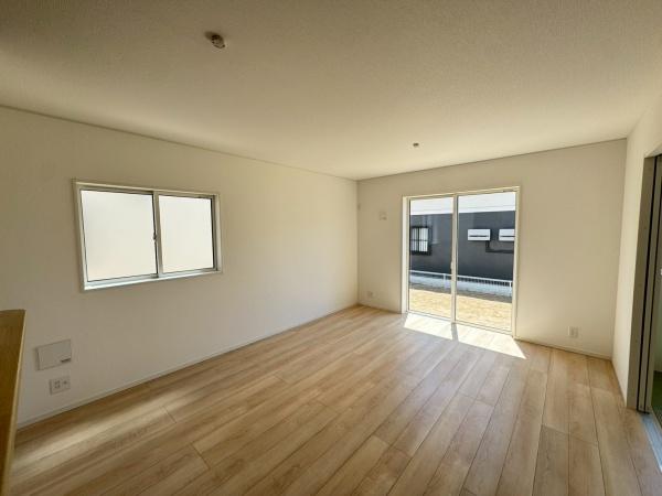 豊川市美園第13　新築戸建(全3棟)1号棟クレイドルガーデン