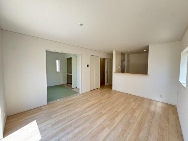 豊川市美園第13　新築戸建(全3棟)1号棟クレイドルガーデン