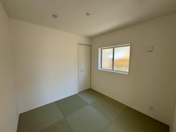 豊川市美園第13　新築戸建(全３棟)３号棟クレイドルガーデン