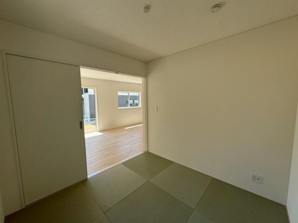 豊川市美園第13　新築戸建(全３棟)３号棟クレイドルガーデン