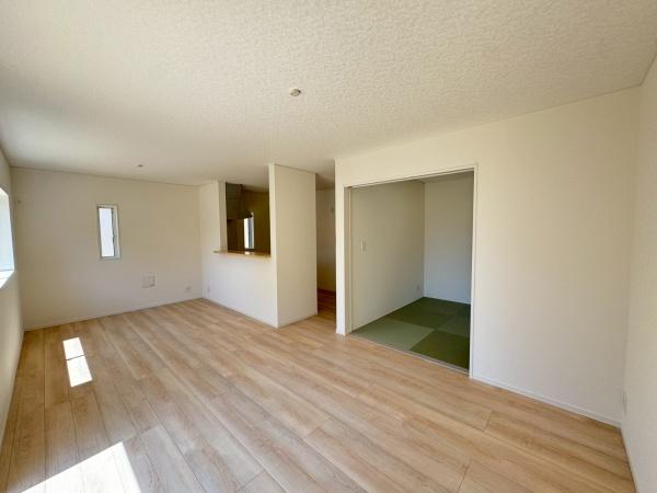 豊川市美園第13　新築戸建(全３棟)３号棟クレイドルガーデン