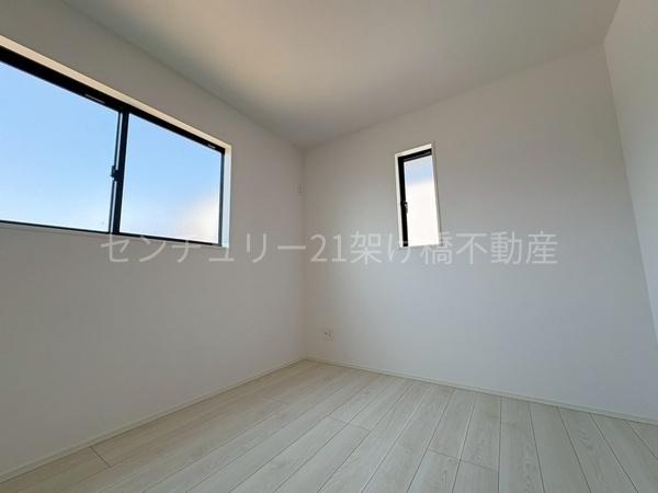 豊橋市牛川町　新築戸建（全２棟）１号棟