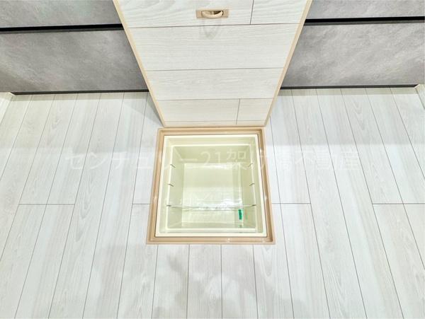 豊橋市牛川町　新築戸建（全２棟）１号棟