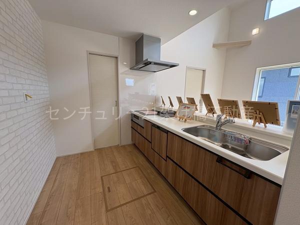 豊川市伊奈町慶応２期　新築戸建（全２棟）１号棟