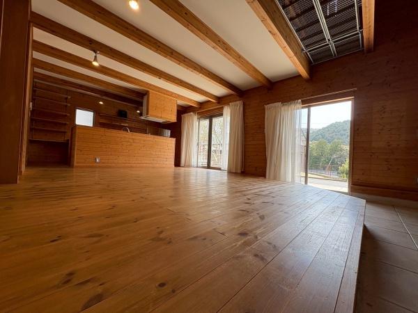 豊川市長沢町古城の中古一戸建て