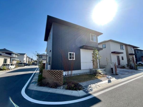豊川市八幡駅南（Ｃ－２号棟）セキュレアガーデン