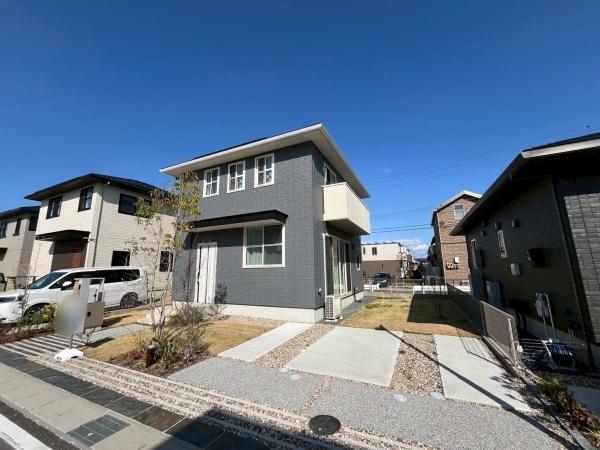 豊川市八幡駅南（Ｃ-３１号棟）セキュレアガーデン