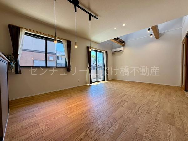 豊川市金屋橋町　新築戸建(全６棟)　４号棟