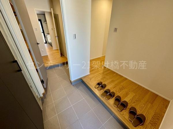 豊川市金屋橋町　新築戸建(全６棟)　４号棟