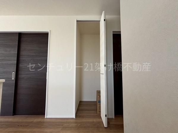 豊橋市牛川薬師町58期 新築戸建(全3棟) 3号棟(収納)