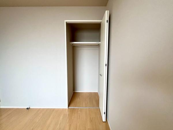 ピュアライフ潮崎