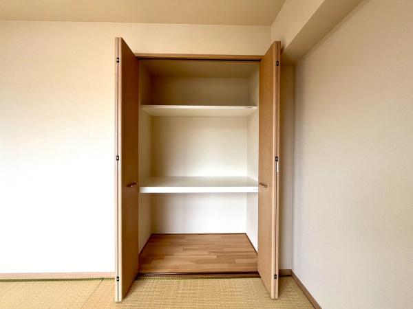 ピュアライフ潮崎