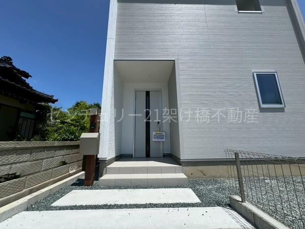 豊橋市仁連木町58-2期新築戸建（全２棟）１号棟