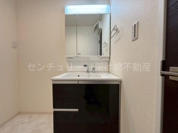 豊川市大堀町第1期　新築戸建（全３棟）２号棟