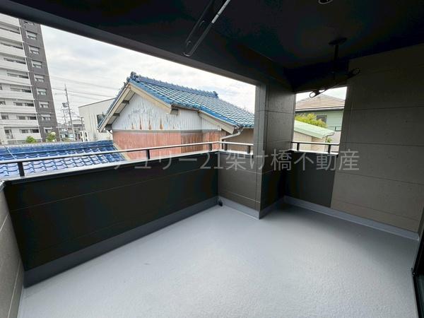 豊川市金屋元町一丁目　新築戸建（全６棟）２号棟