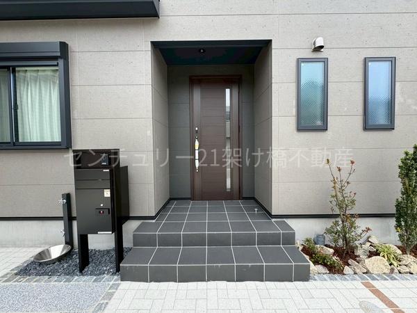 豊川市金屋元町一丁目　新築戸建（全６棟）２号棟