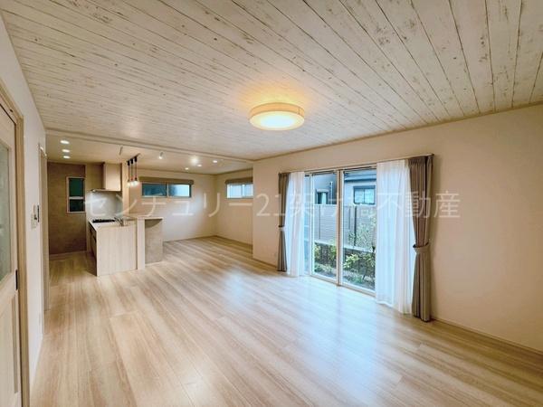 豊川市金屋元町一丁目　新築戸建（全６棟）５号棟