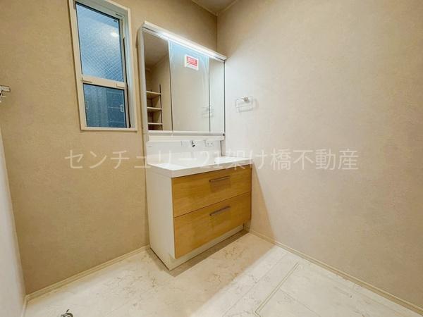 豊川市金屋元町一丁目　新築戸建（全６棟）５号棟