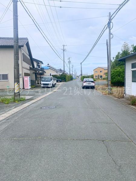 豊橋市伊古部町字多岸田　店舗兼住宅