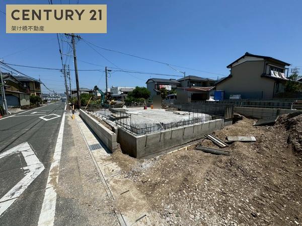 豊橋市前芝町５８期　新築戸建（全３棟）１号棟