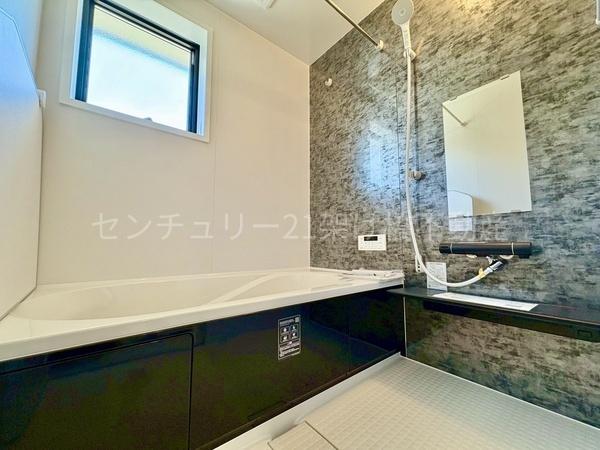 豊橋市前芝町58期 新築戸建(全3棟)3号棟(バス)