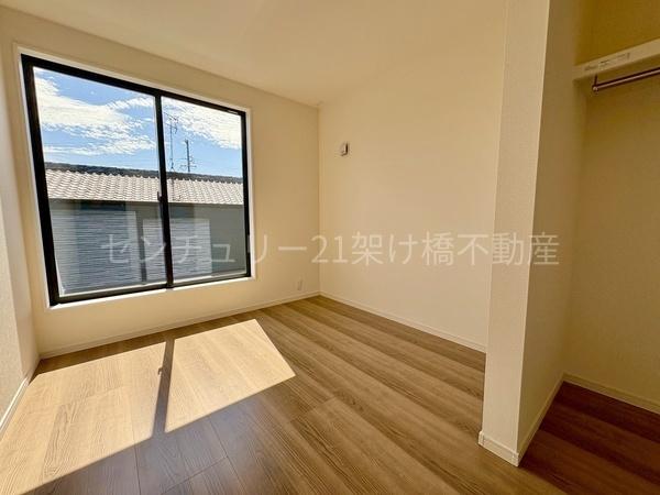 豊橋市前芝町58期 新築戸建(全3棟)3号棟(洋室)