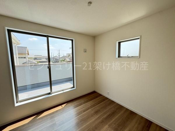豊川市市田町第１期　新築戸建（全３棟）２号棟