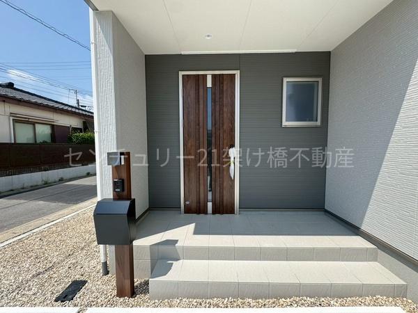 豊川市市田町第１期　新築戸建（全３棟）２号棟