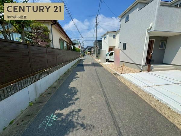 豊川市市田町第１期　新築戸建（全３棟）２号棟