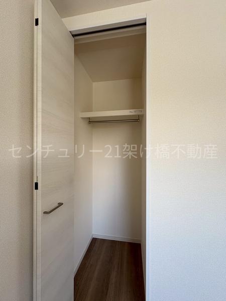 豊川市国府町豊成５８期　新築戸建（全３棟）２号棟