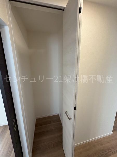 豊川市国府町豊成５８期　新築戸建（全３棟）２号棟