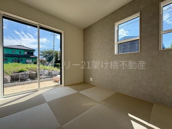 豊橋市前芝町西青　新築戸建（全１棟）