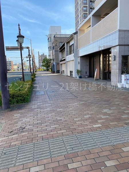 アルバックス広小路
