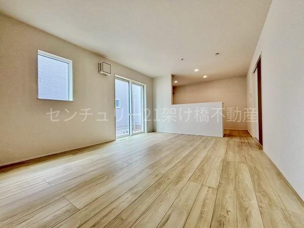 豊橋市下地町23-1期(全６棟)３号棟　リナージュ