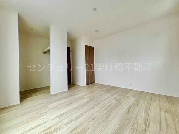 豊橋市下地町23-1期(全６棟)３号棟　リナージュ