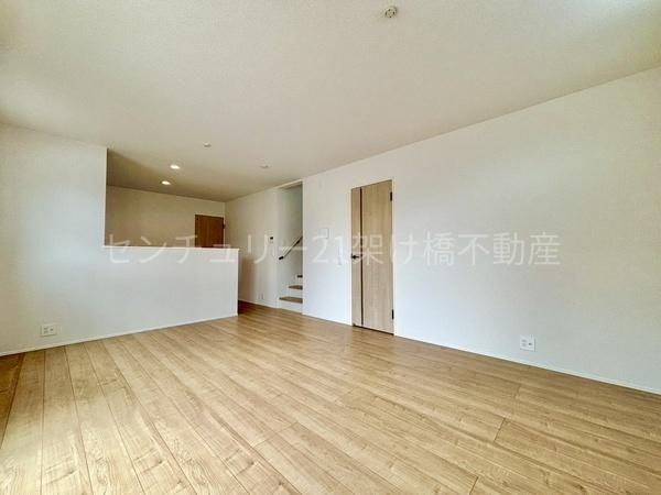 豊橋市下地町23-1期(全６棟)４号棟　リナージュ