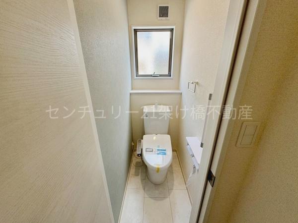 豊川市橋尾町第1期 新築戸建(全3棟)1号棟(トイレ)