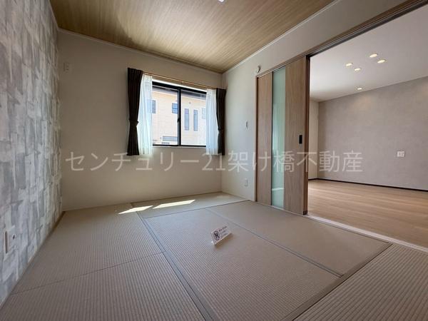 豊川市新宿町一丁目　新築戸建（全３棟）２号棟