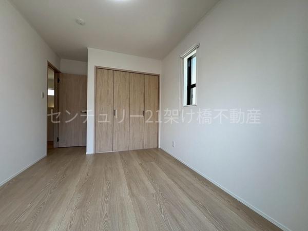 豊川市新宿町一丁目　新築戸建（全３棟）２号棟
