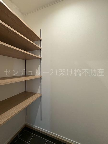 豊川市新宿町一丁目　新築戸建（全３棟）２号棟