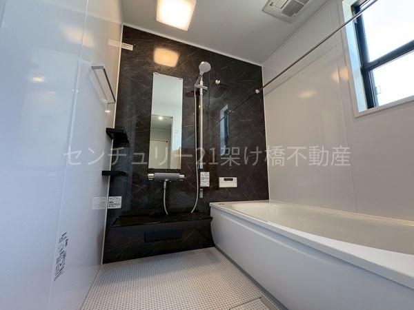 豊川市萩山町１丁目　新築戸建（全２棟）１号棟