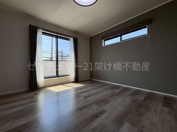 豊川市萩山町１丁目　新築戸建（全２棟）１号棟
