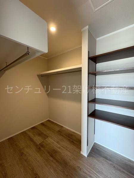 豊川市萩山町１丁目　新築戸建（全２棟）１号棟