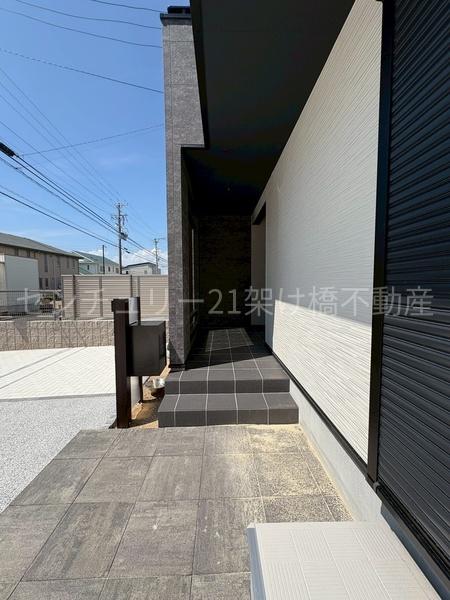 豊川市萩山町１丁目　新築戸建（全２棟）１号棟