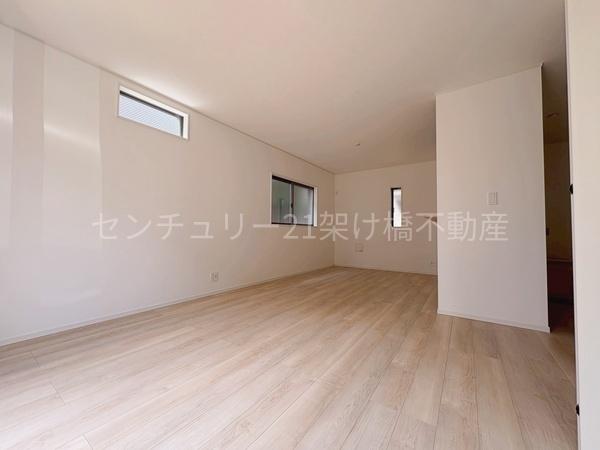豊橋市北島町第2　新築戸建（全3棟）2号棟