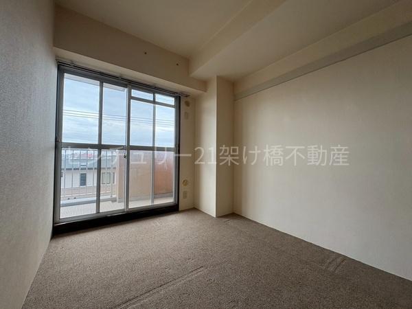 グラン・ドムール東脇