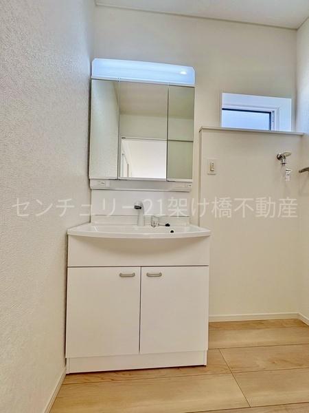 豊川市伊奈町第23　新築戸建（全６棟）１号棟クレイドル