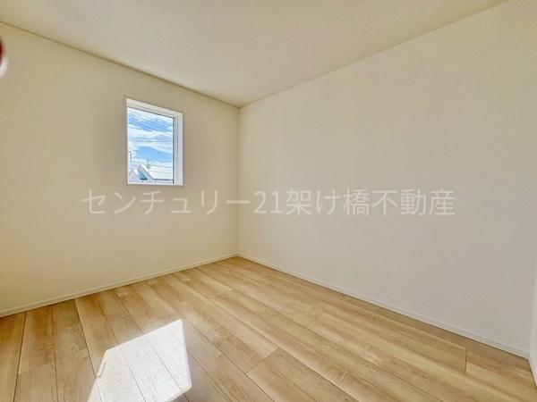 豊川市伊奈町第23　新築戸建（全６棟）１号棟クレイドル