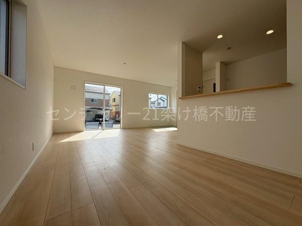豊川市伊奈町第23　新築戸建（全６棟）３号棟クレイドル